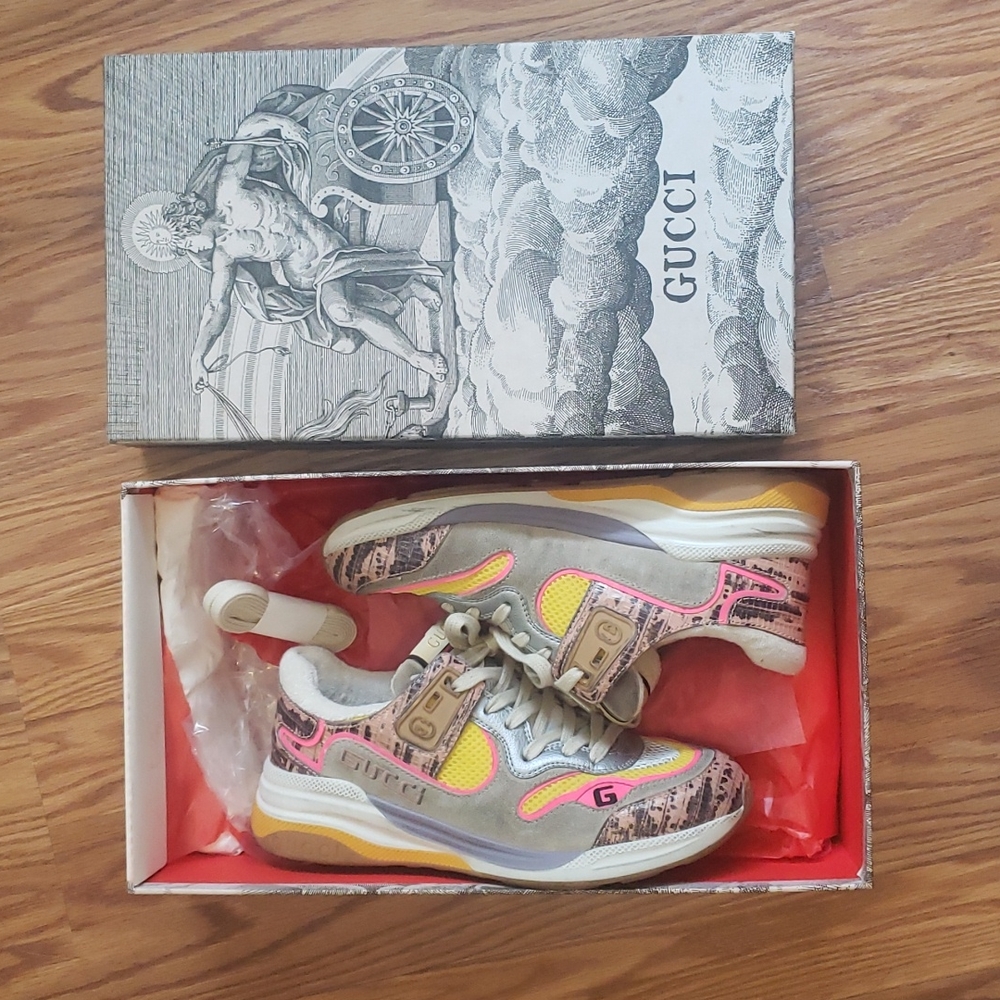 Gucci Sneakers